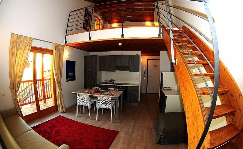 Residence Felik เกรสโซเนย์-ลา-ตรีนีเต ภายนอก รูปภาพ
