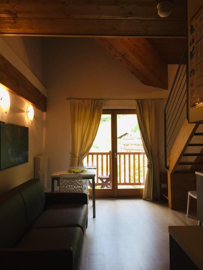 Residence Felik เกรสโซเนย์-ลา-ตรีนีเต ภายนอก รูปภาพ
